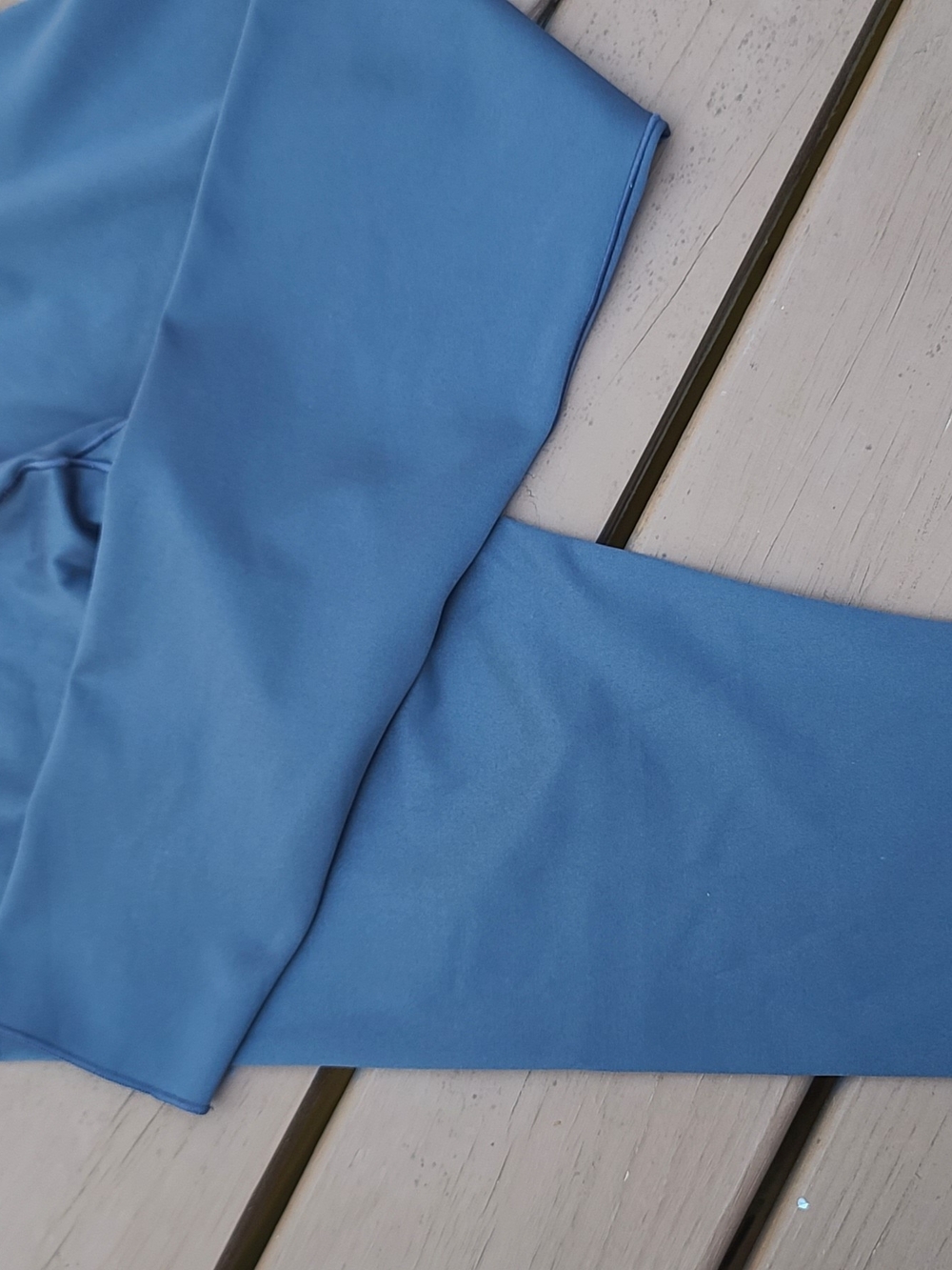 Everyday High-Rise Leggings in Light Blue